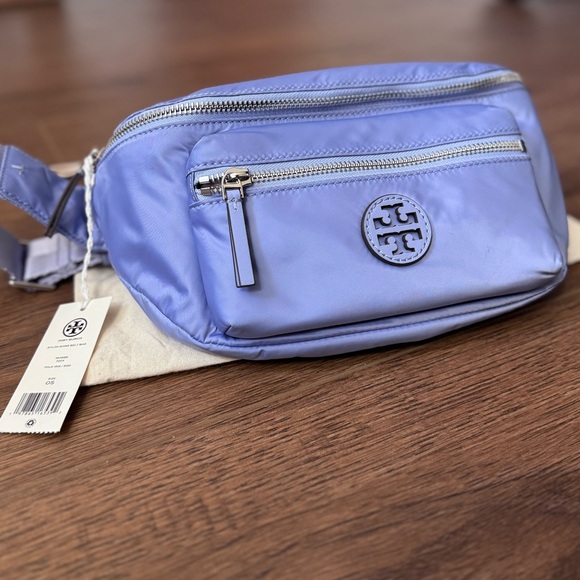 New Tory Burch Nylon Belt Bag in Pale Iris - Picture 3 of 8